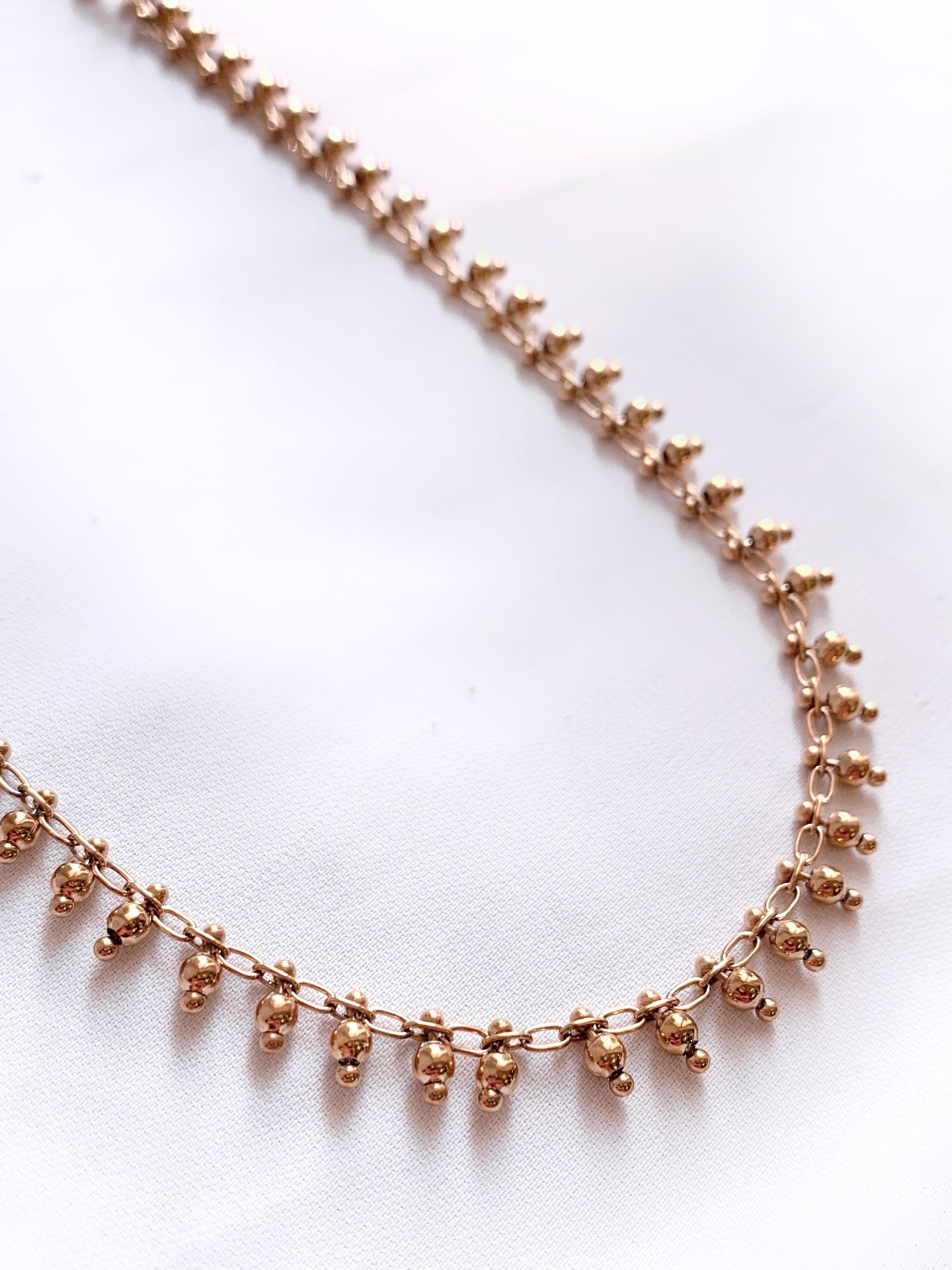 COLLIER AURA
