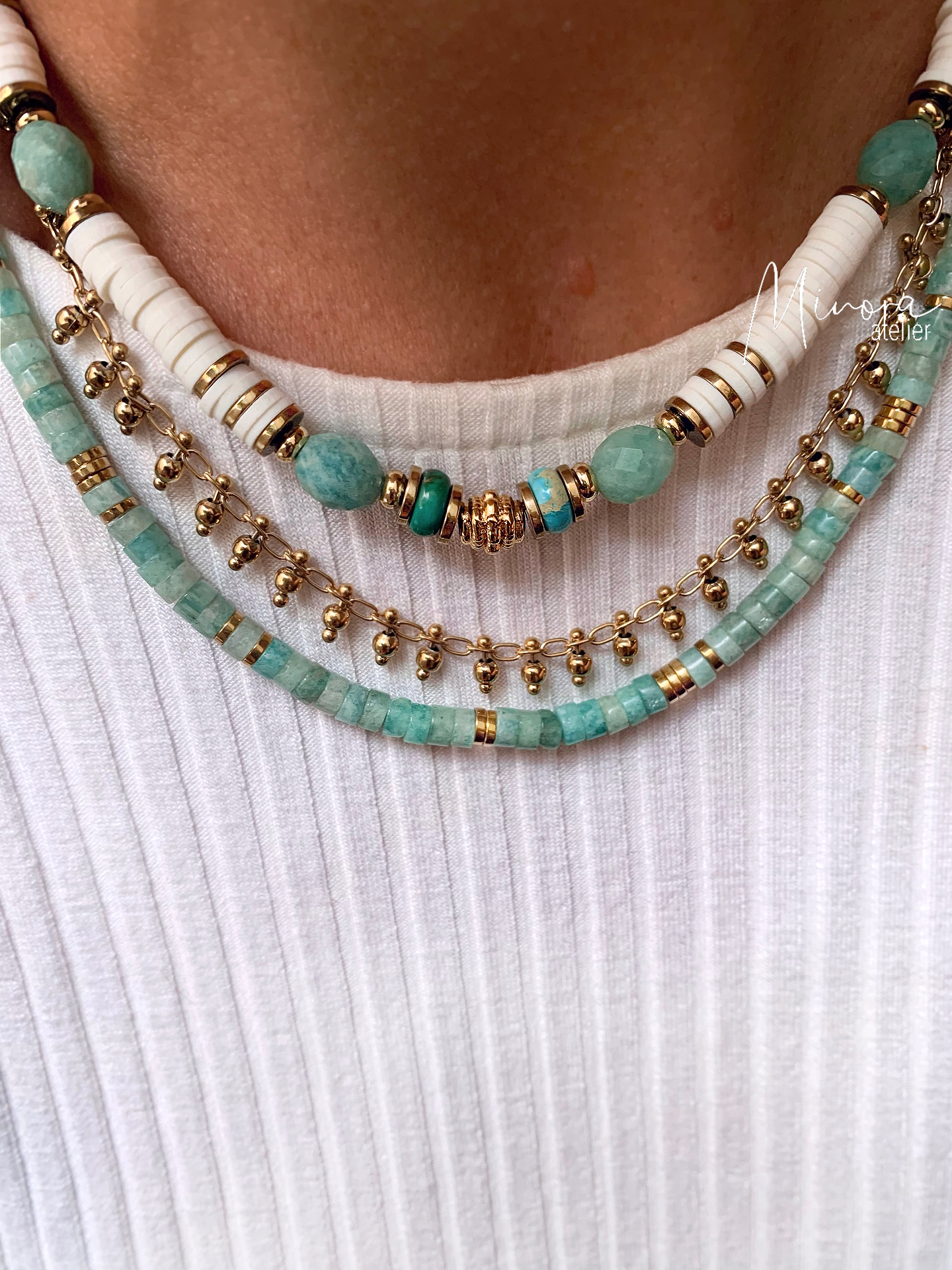COLLIER PINA