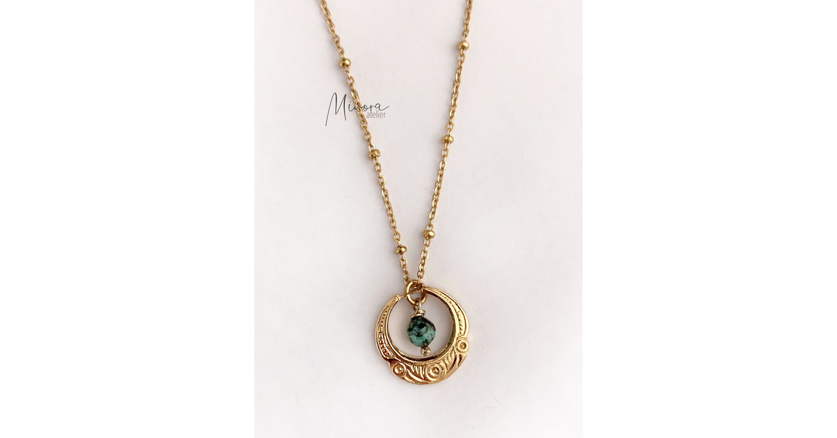 Balaboosté - Collier multi-rangs doré strass et perle facettée vertes