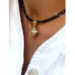 collier-noe-onyx-noir-plaque-or-minora-atelier2