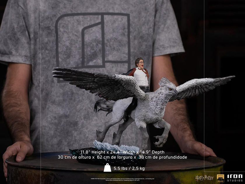 harry-potter-buckbeak-dlx-1-10-statue