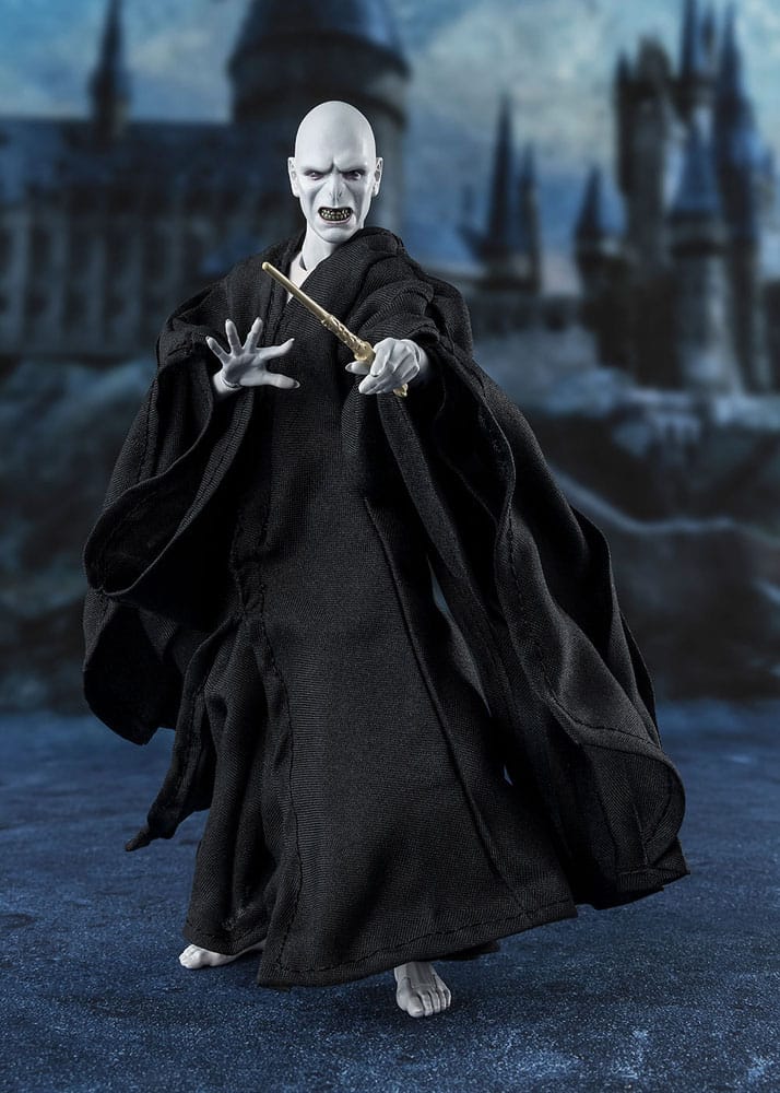 harry-potter-et-la-coupe-de-feu-figurine-s-h-figuarts-lord-voldemort