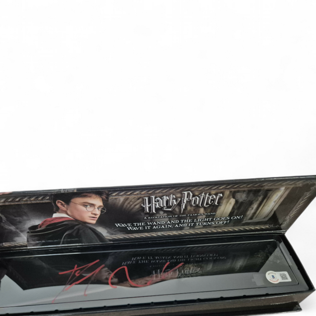 baguette-magique-de-harry-potter-dedicacee-par-daniel-radcliffe