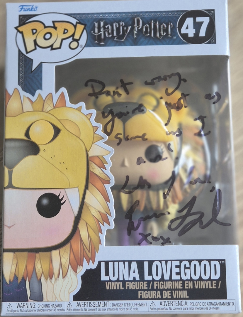 funko-pop-luna-lovegood-n47-dedicacee-par-evanna-lynch-4