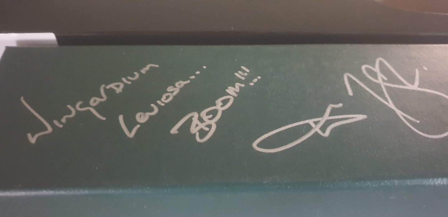 replique-baguette-dedicacee-par-devon-murray-seamus-finnigan-edition-4