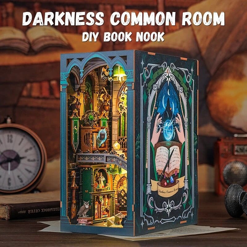maquette-book-nook-darkness-common-room-23-x-11-cm