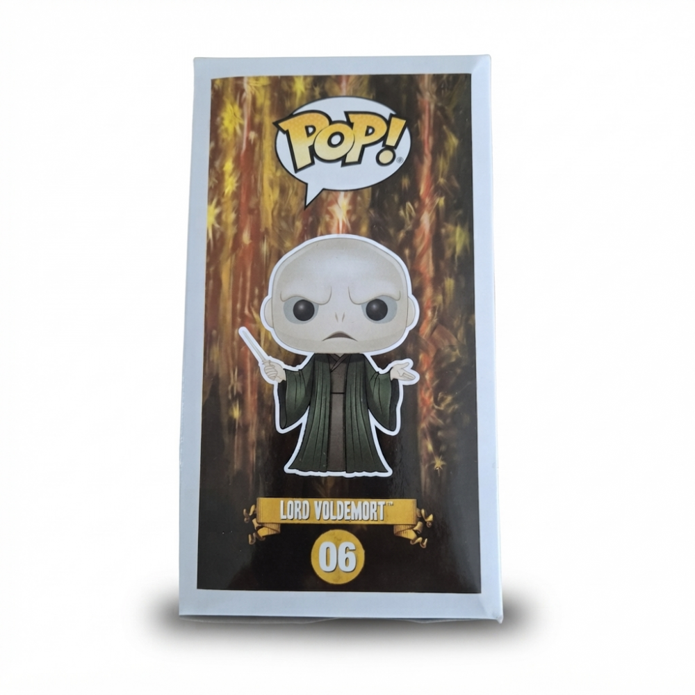 Pop voldemort dédicacé par Ralph fiennes v1