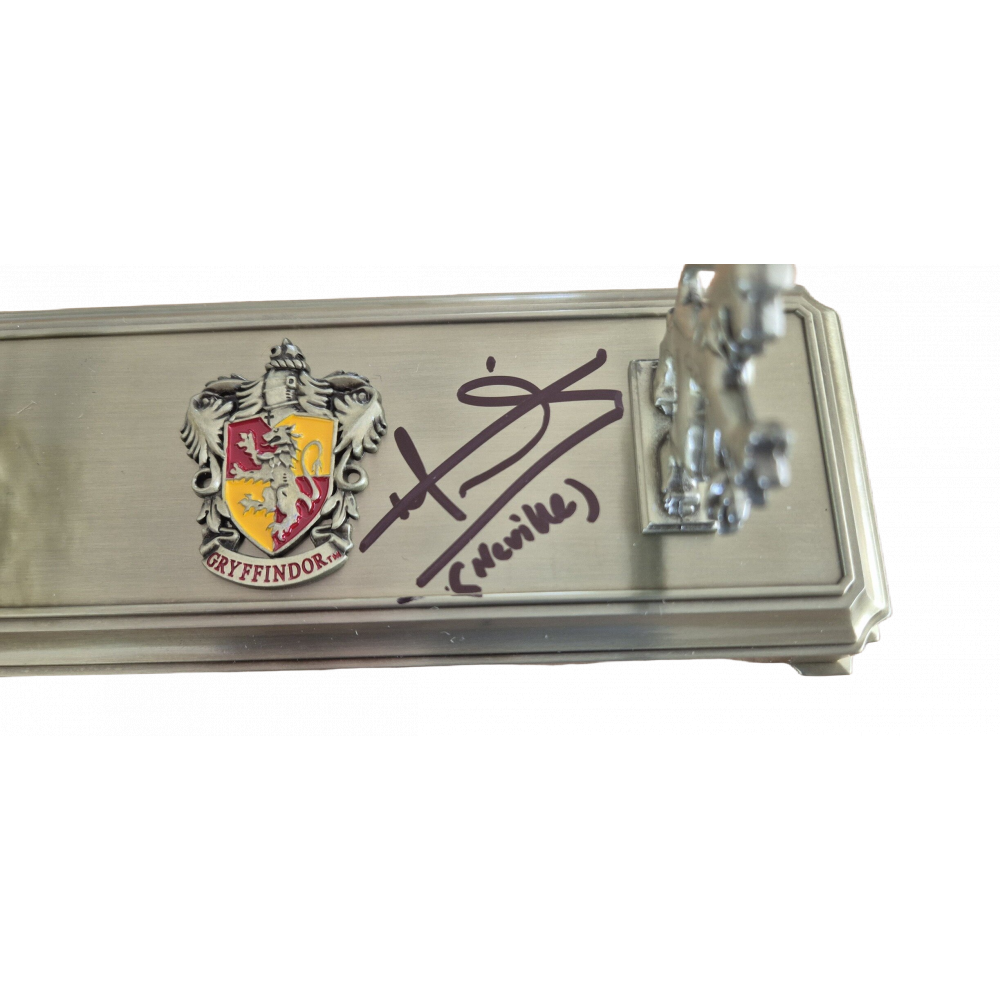 porte-baguette-gryffondor-dedicace-par-matthew-lewis-v2