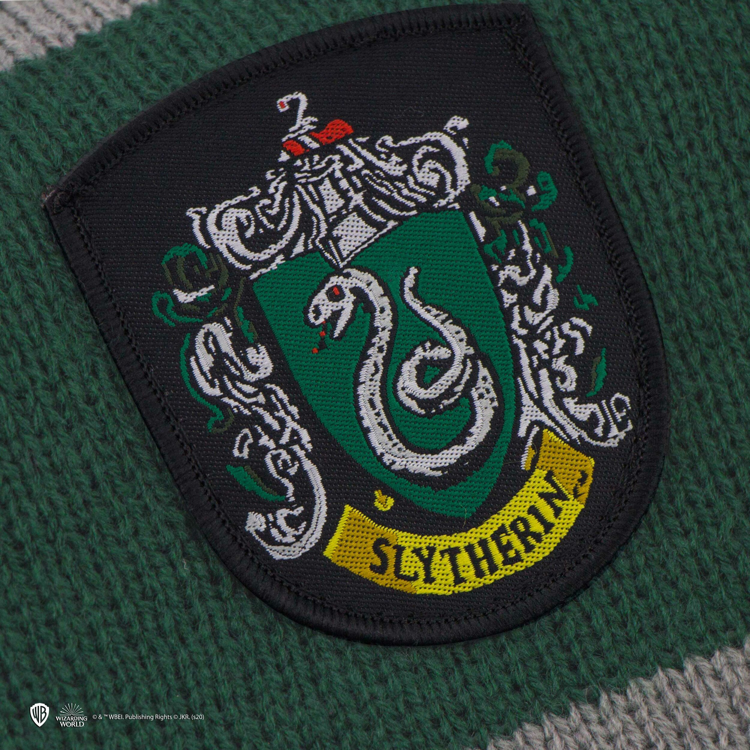 Écharpe Serpentard, détail de lécusson brodé