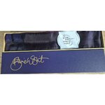 replique-baguette-d-ollivander-dedicacee-par-bonnie-wright-ginny-3