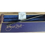 replique-baguette-d-ollivander-dedicacee-par-bonnie-wright-ginny-5
