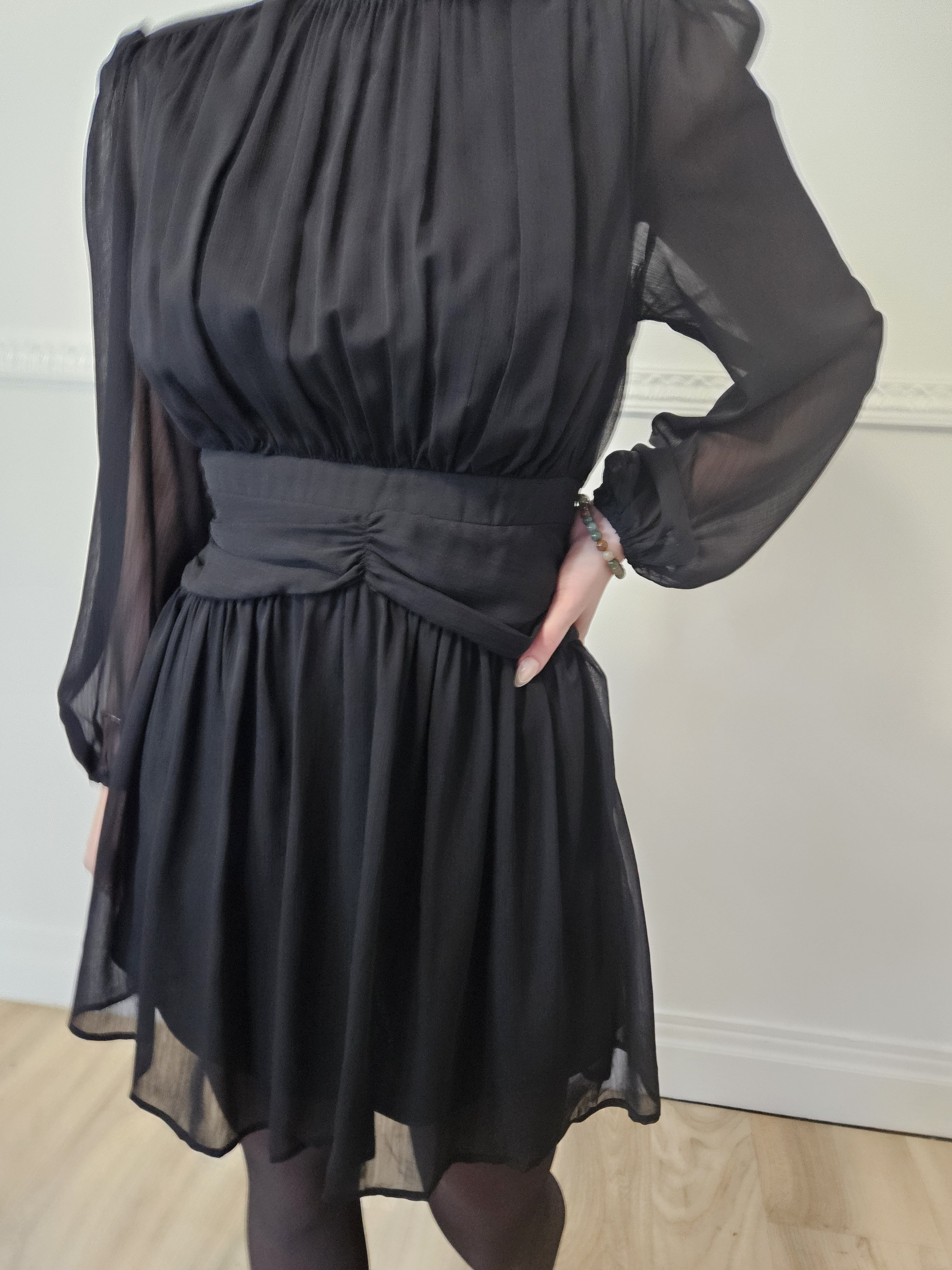 1000047468