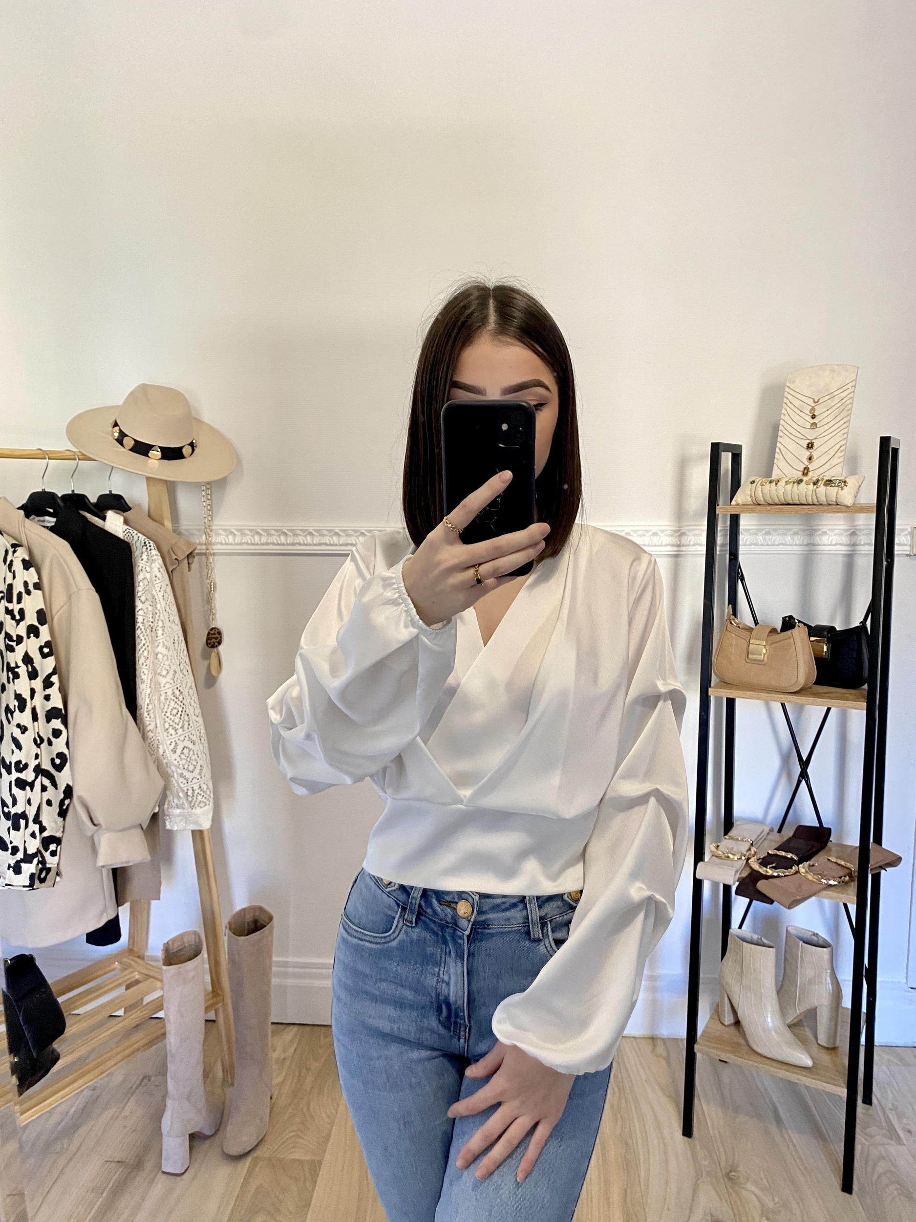 blouse satin blanc