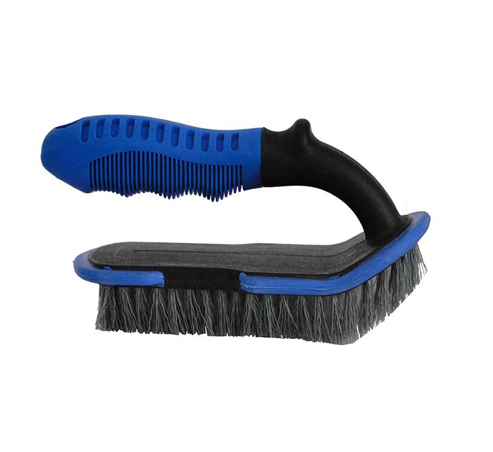 brosse-moquettes-avec-poignee