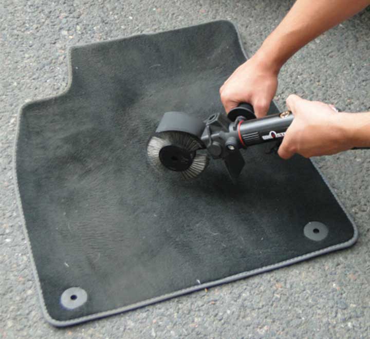 nettoyage-tapis-auto-brosseuse-pro