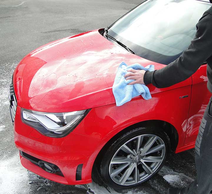 nettoyage-automobile-microfibre-polish