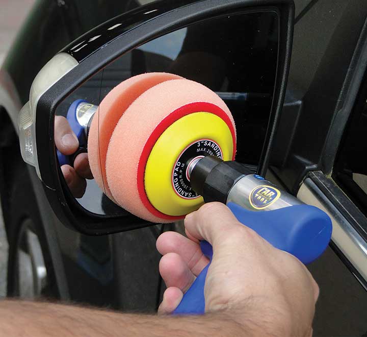 nettoyage-retroviseurs-auto-polisseuse-mini-p3