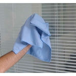 nettoyage-surfaces-vitrees-microfibre-vitres