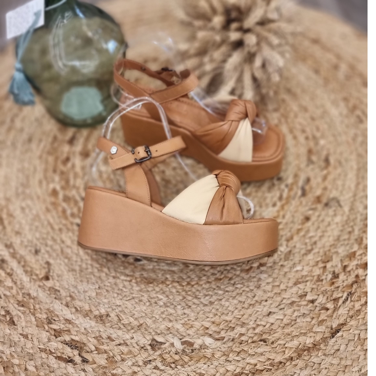 sandales camel compensees