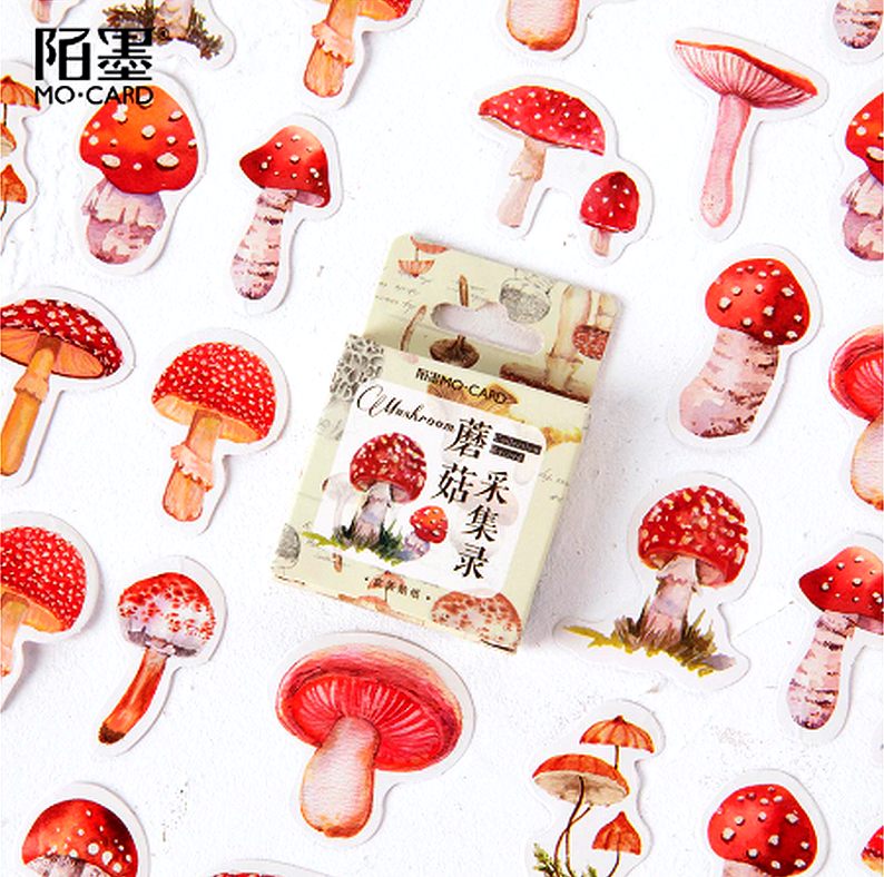 Autocollant adorable en forme de champignon rouge · Creative Fabrica
