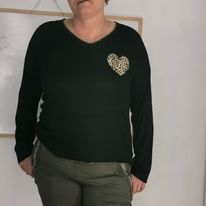 pull coeur kaki3
