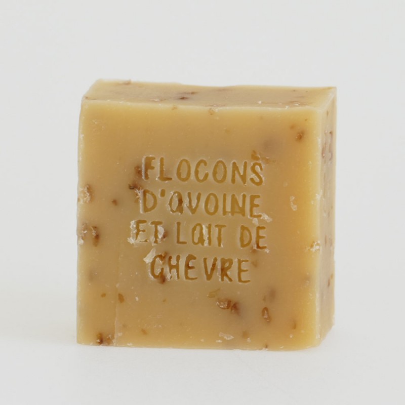 savon-aux-flocons-davoine-et-au-lait-de-chevre