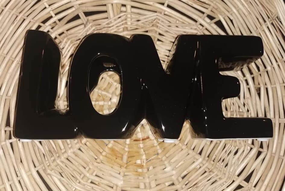 LOVE NOIR