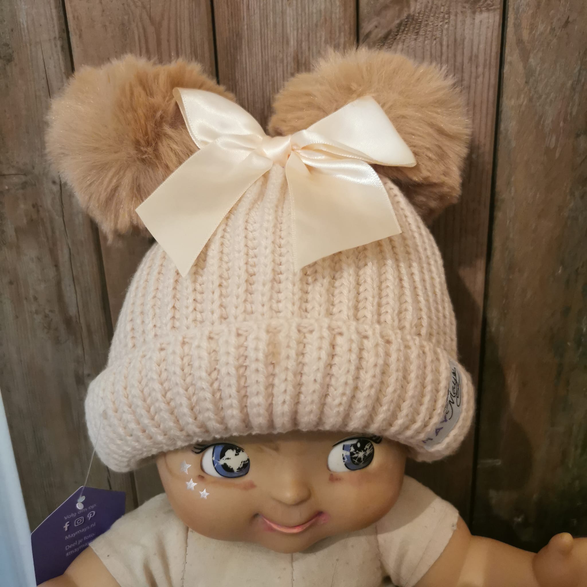 BONNET POMPOM