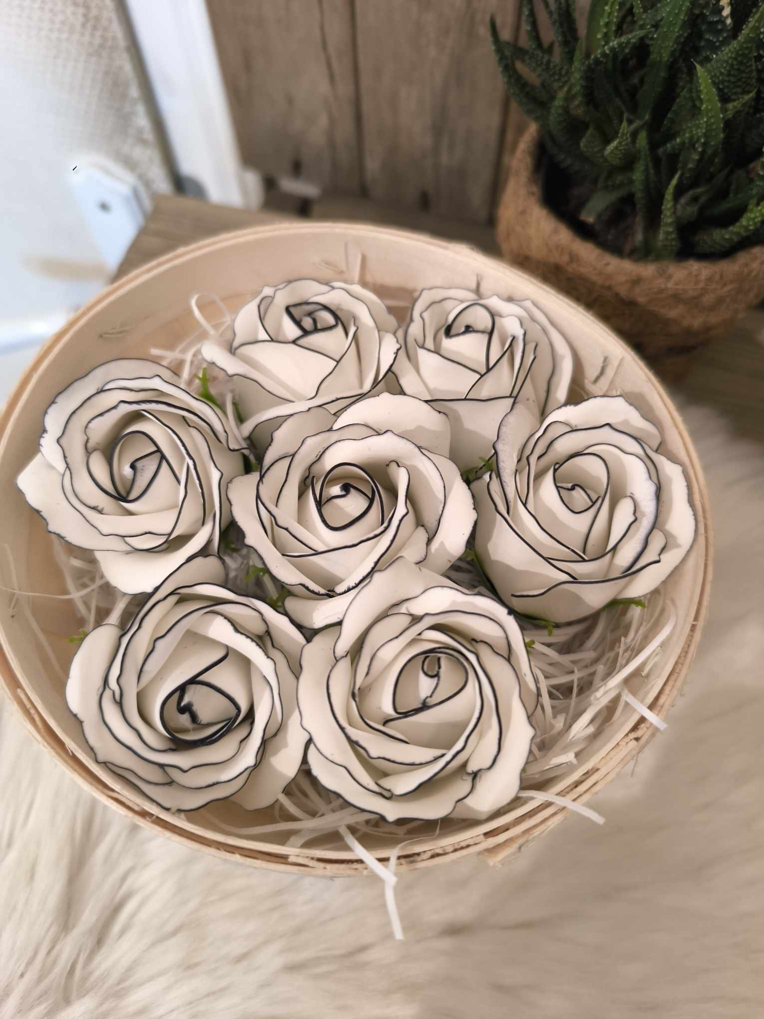 ROSE BLANCHE