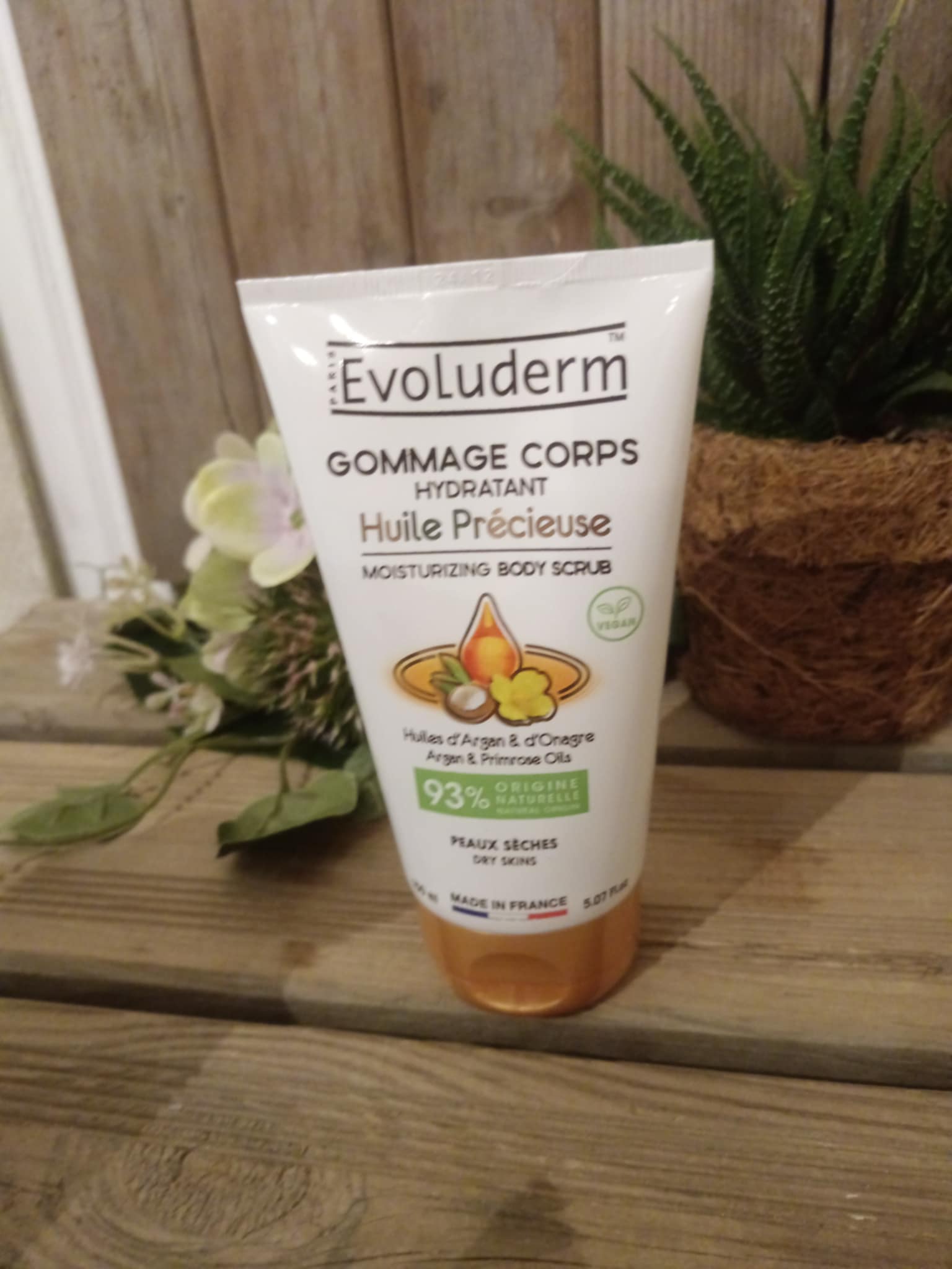 GOMMAGE PRECIEUX