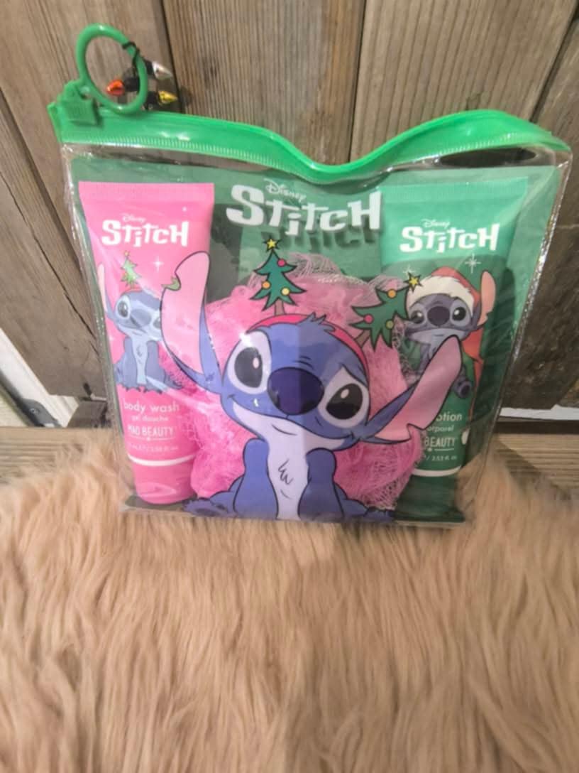 TROUSSE STITCH NOEL