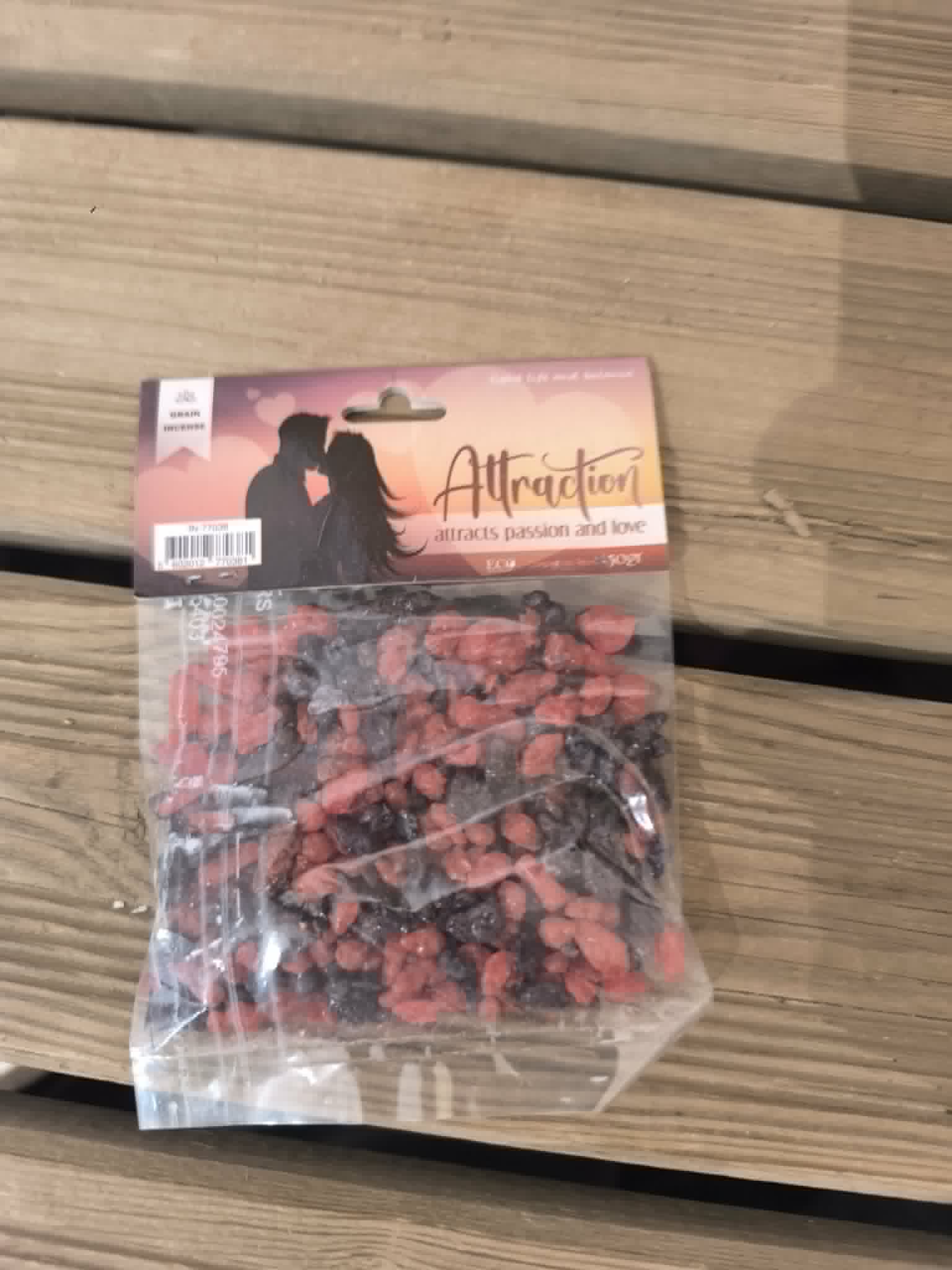 RESINE ATTRACTION