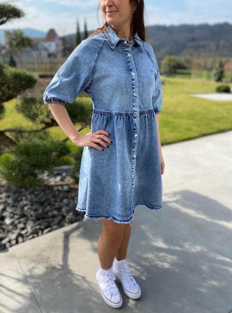 Robe courte en jean avec boutons à l'avant Laure - FEMME/ROBES - Mes Petits  Bonheurs