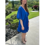 Robe courte bleu roi joli dos blas plissé Izia.5