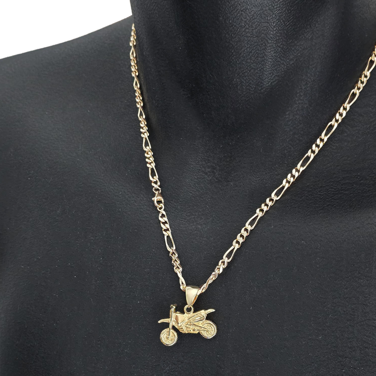 Chaine-plaque-or-homme-figaro-3mm-101214c