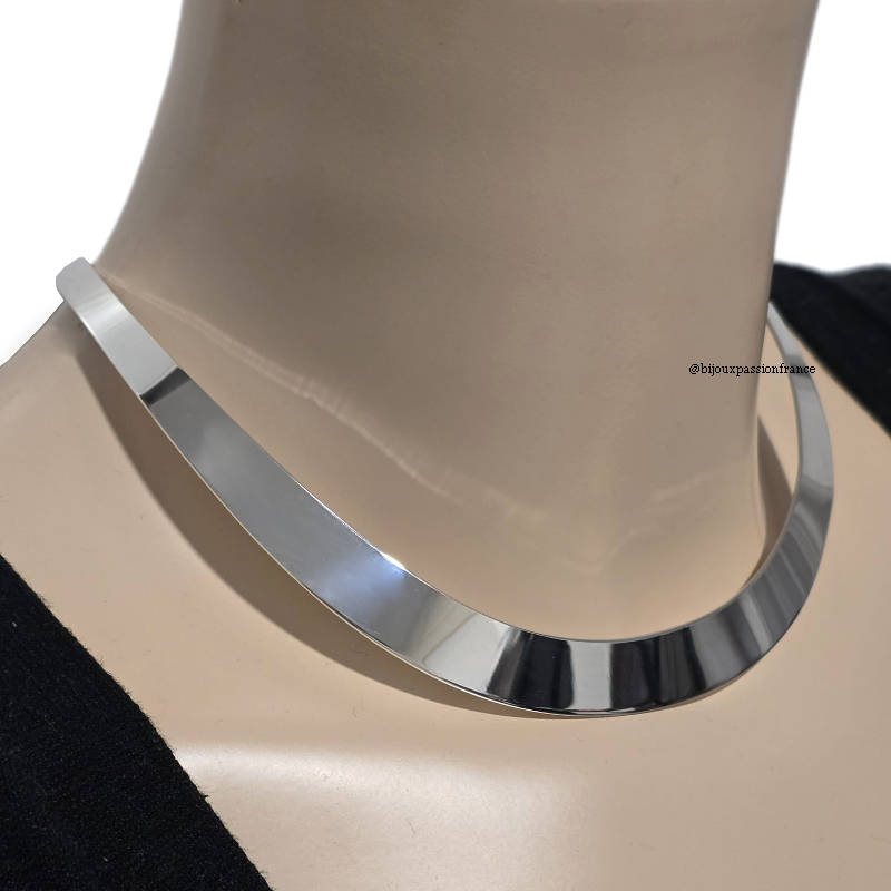 Collier-torque-rigide-argent-massif-femme-04005T