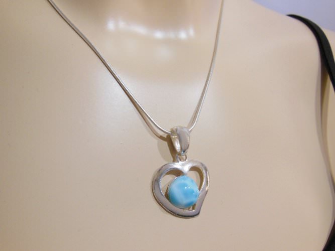 FR-bijoux-pendentifs-larimar-argent-coeurs-pieces-uniques-470807-BS