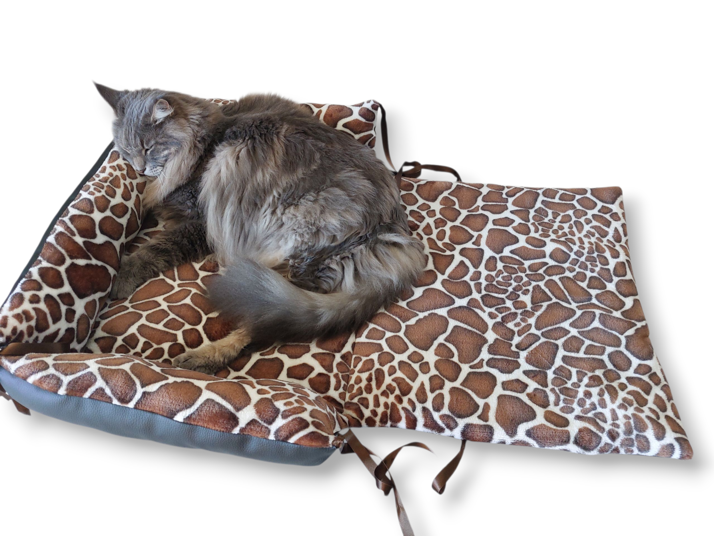 panier pour chat simili cuir et doudou
