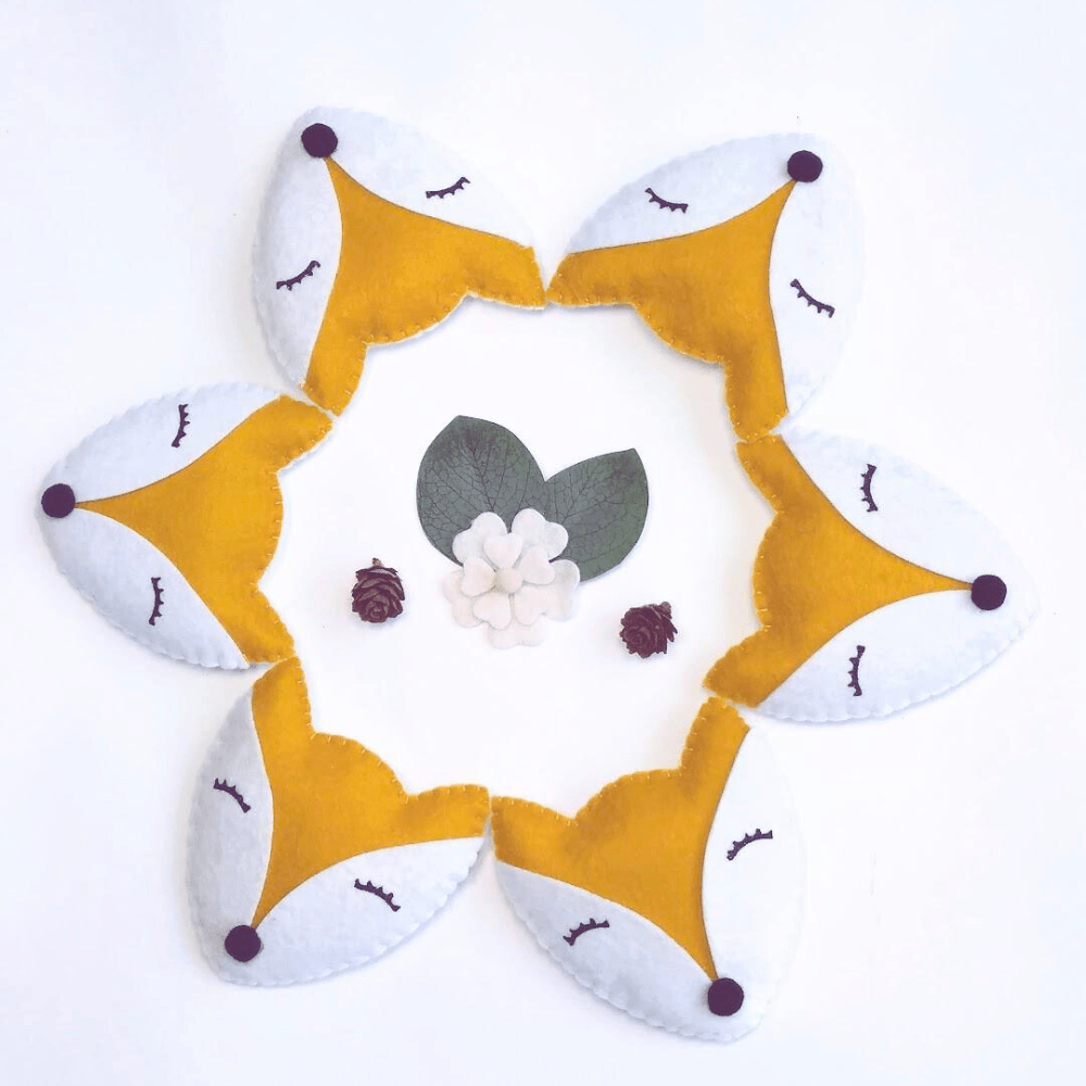 Decoration renard jaune moutarde chambre enfant - cadeau naissance bebe