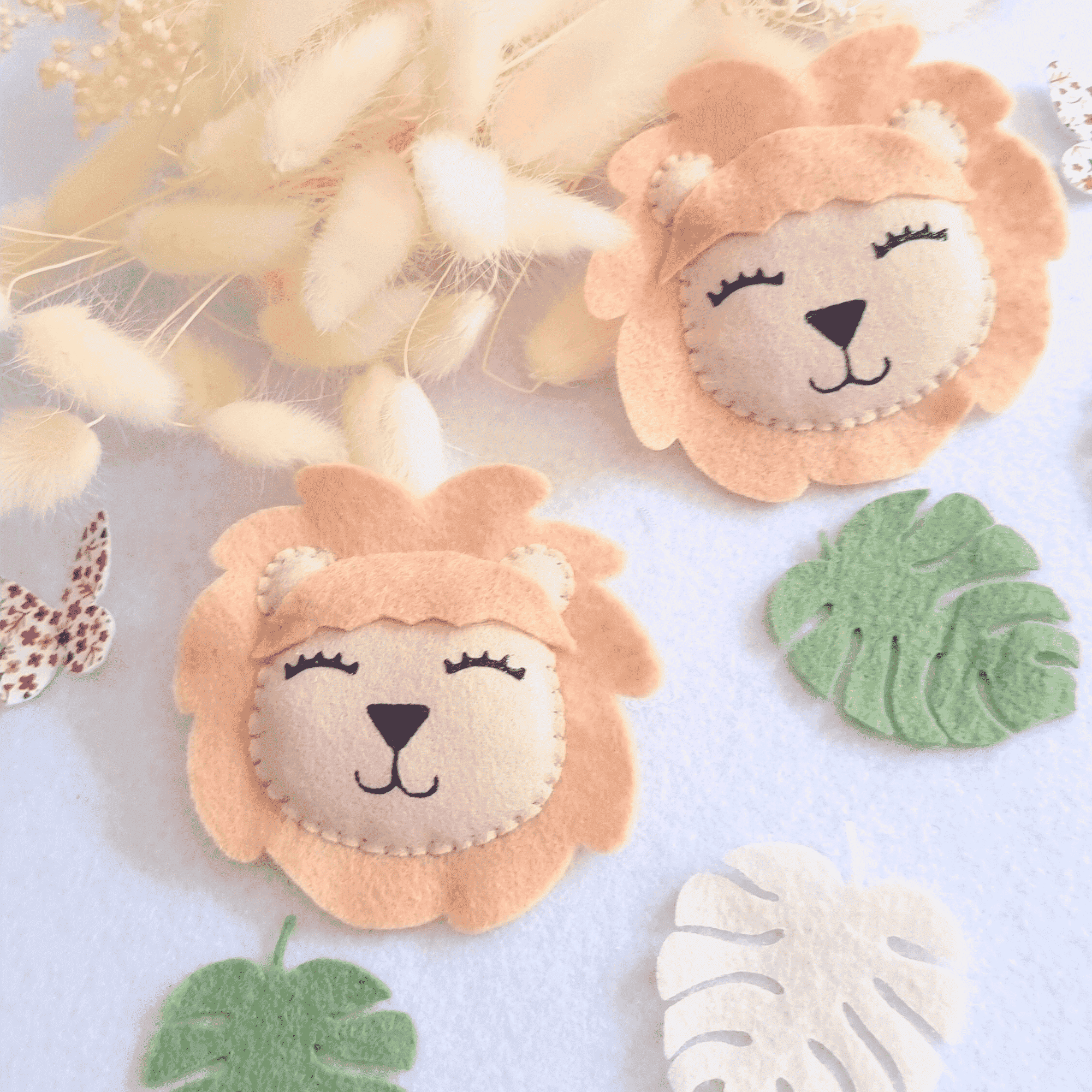 décoration chambre bébé lion beige