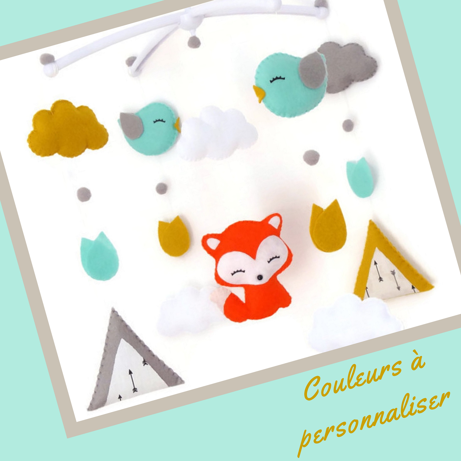 mobile musical lit bebe à personnaliser avec couleurs au choix. decoration chambre bebe renard jaune et gris motifs nuage mint