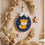 cadre décoratif en tissu bleu et contour rond en bois motif renarddéco  orange pour chambre bébé (2)
