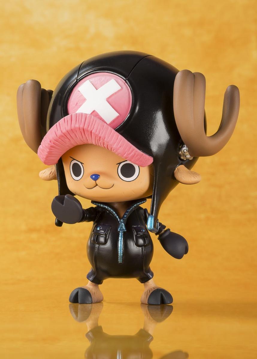 figurine-one-piece-Figurine-Zero-BANDAI-Tony-Chopper-Film-Gold-3-zoom