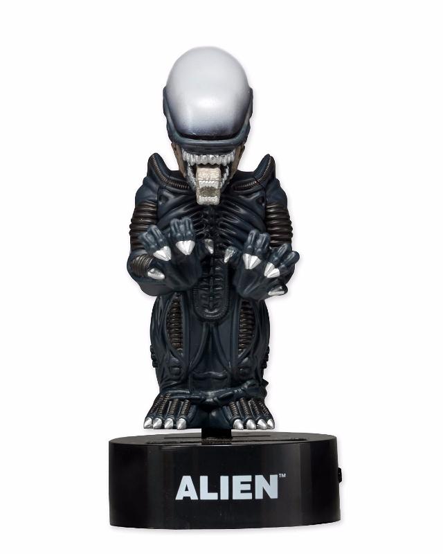 neca-BODY-KNOCKERS-alien-zoom