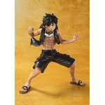 figurine-one-piece-figuarts-zero-Monkey-D-Luffy-Version-film-gold-3-zoom