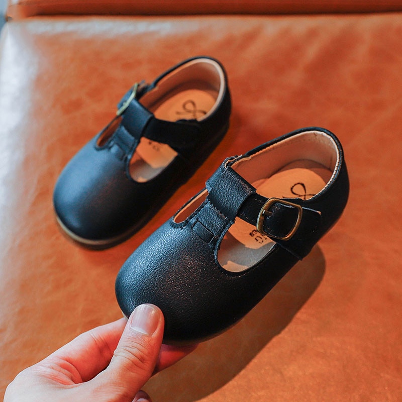 chaussure fille cuir