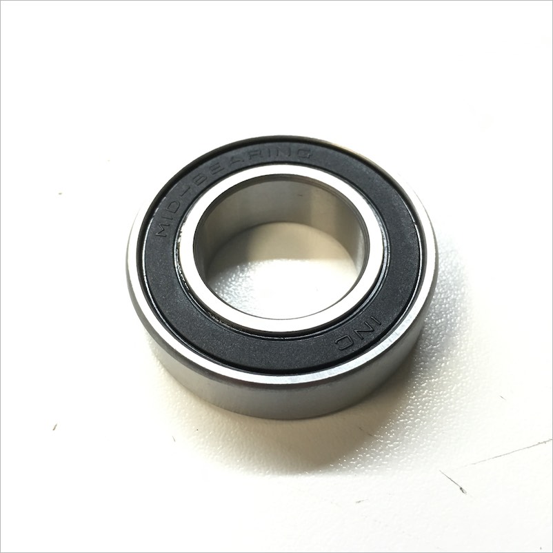Roulements de pédalier GENERIC Mid BB 22mm (l\'unité)