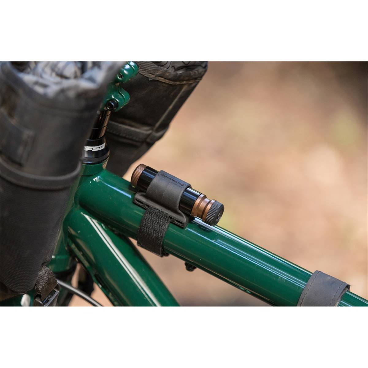 BLAAT020004_15x1200