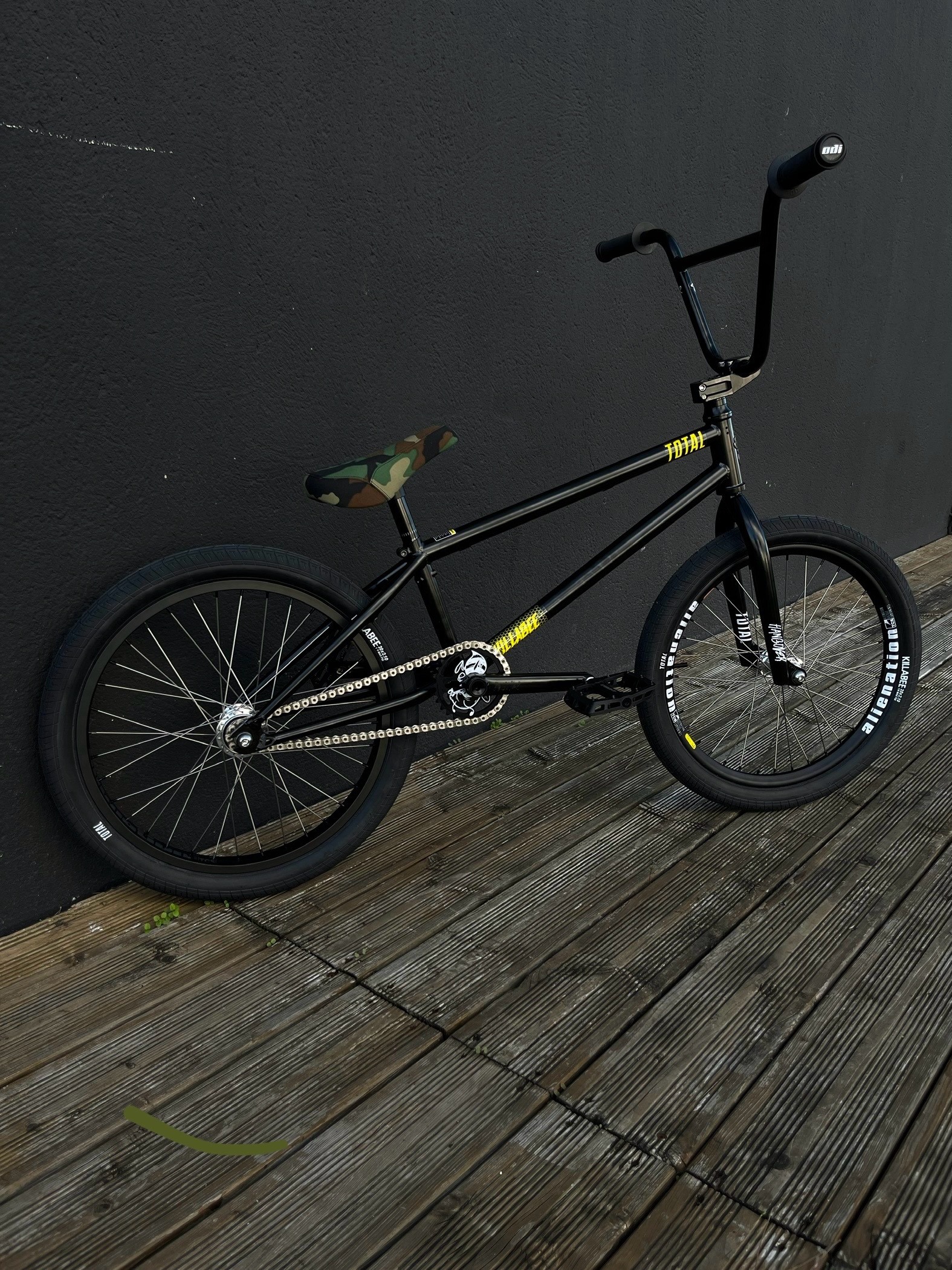 BMX CUSTOM TOTAL KILLABEE K4 20,4