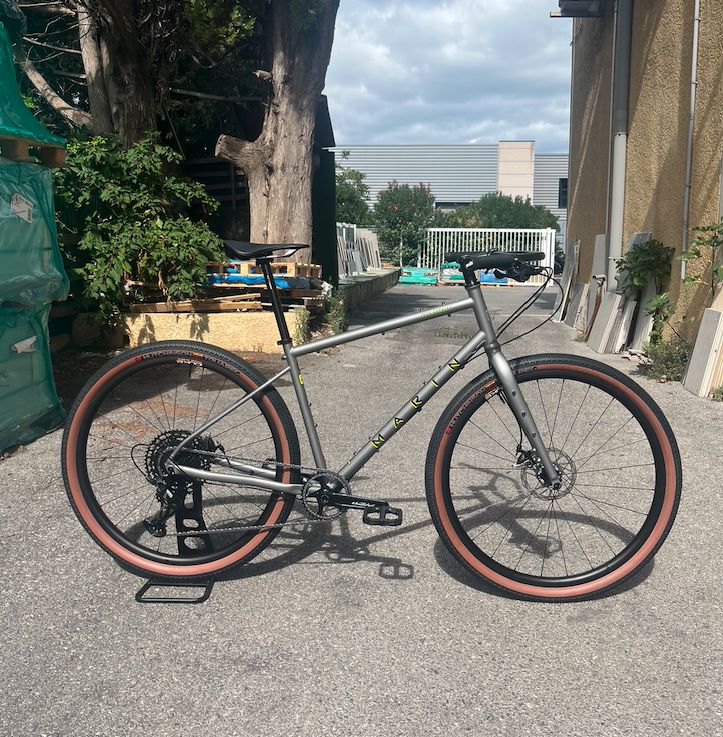 VELO CUSTOM MARIN FOUR CORNERS 2 FLAT BAR